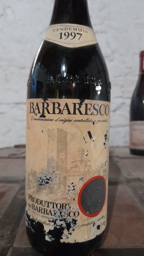Vino vintage barbaresco - vintage,